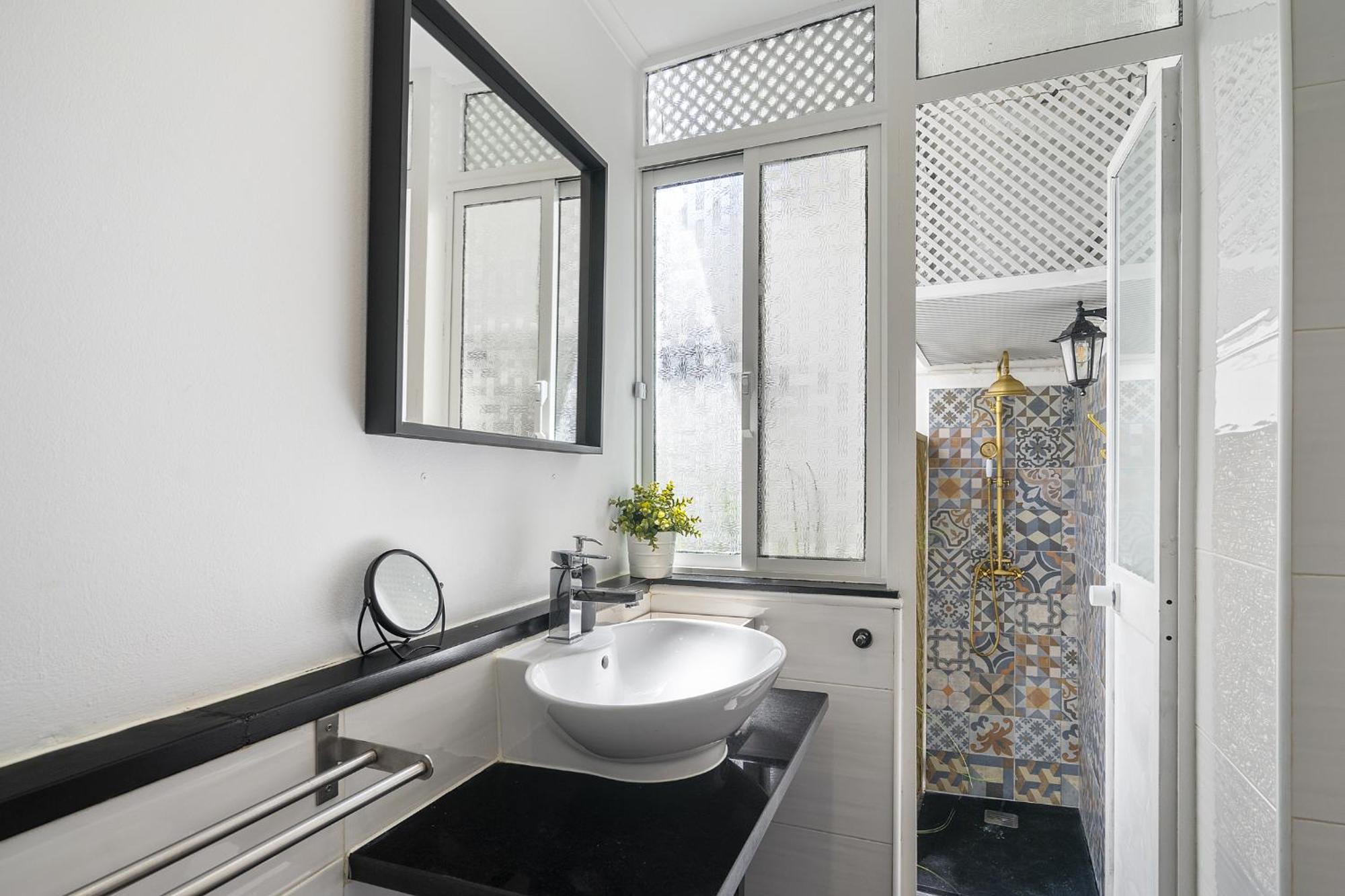 Whome Stylish Family Residence In The Heart Of Chiado Lisbon Bagian luar foto