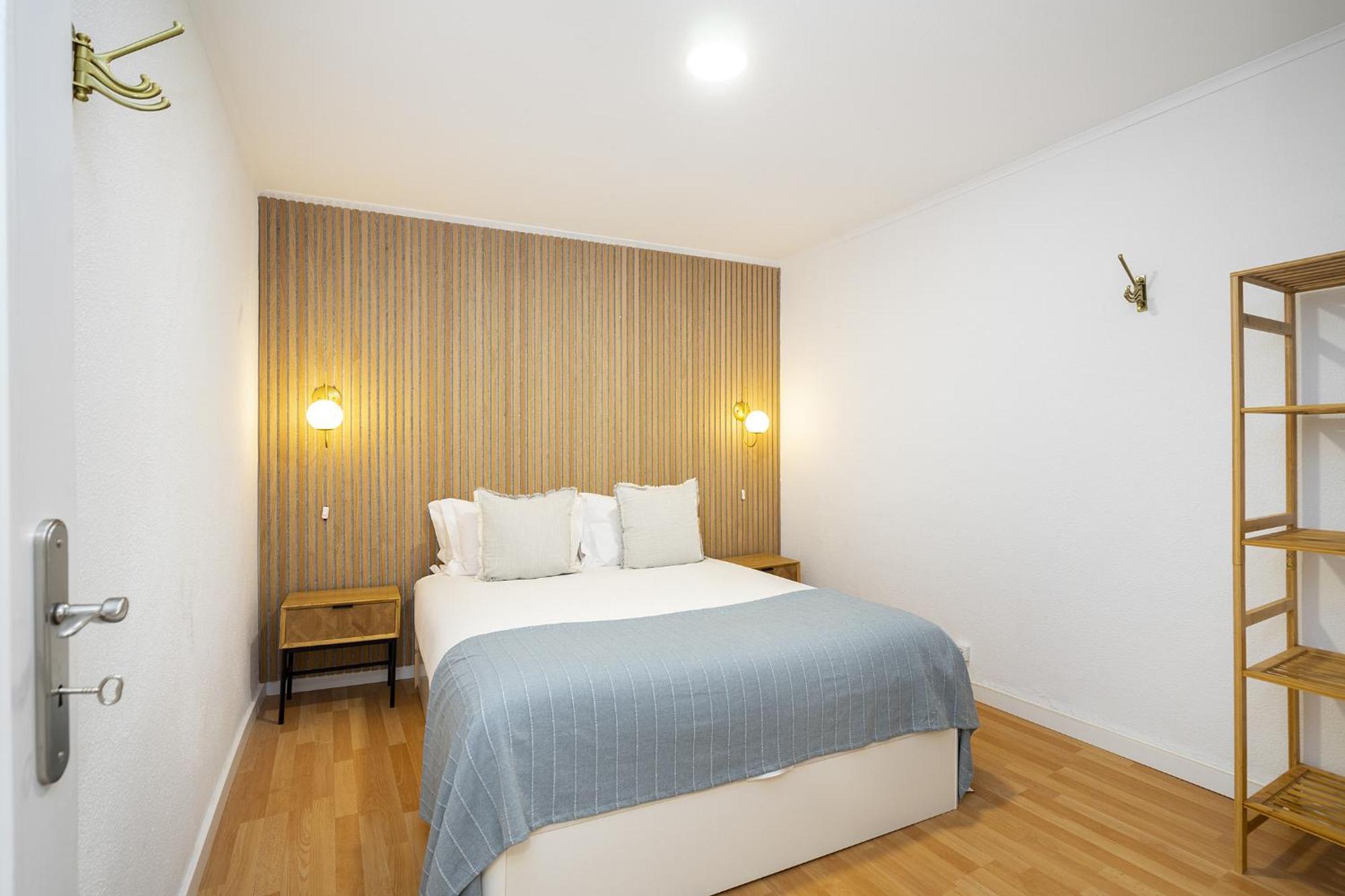 Whome Stylish Family Residence In The Heart Of Chiado Lisbon Bagian luar foto