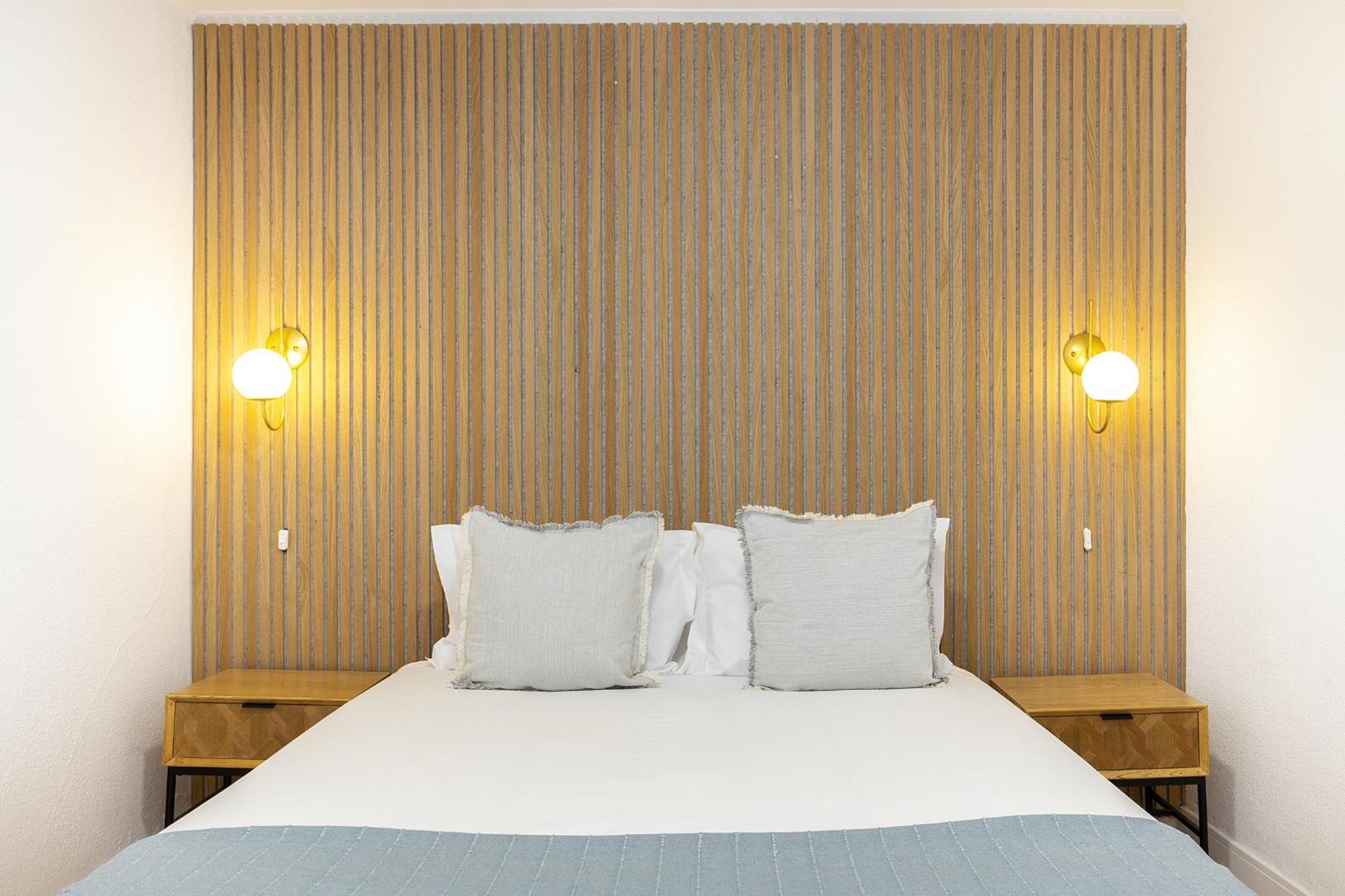 Whome Stylish Family Residence In The Heart Of Chiado Lisbon Bagian luar foto